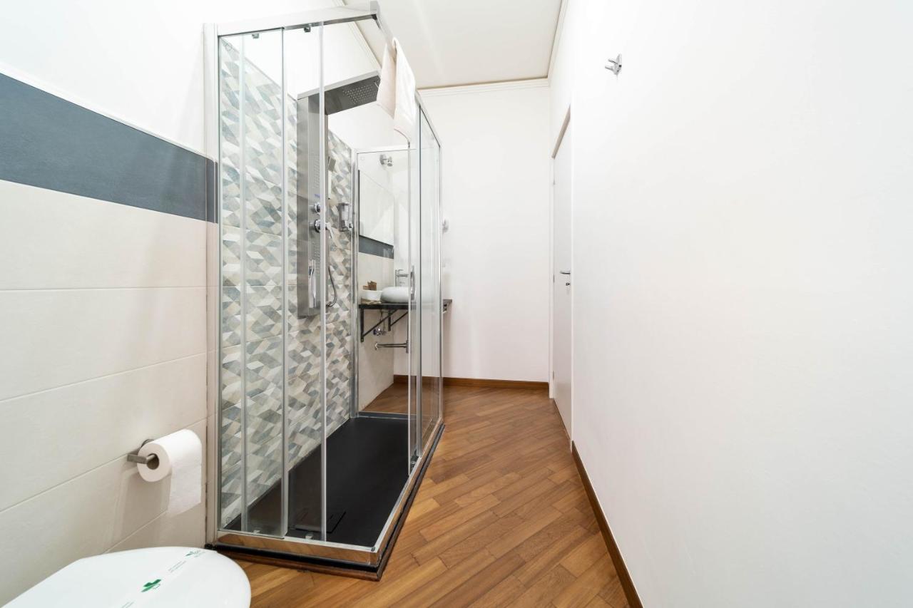 Dante 138 Class Rooms & Apartments Bari Esterno foto